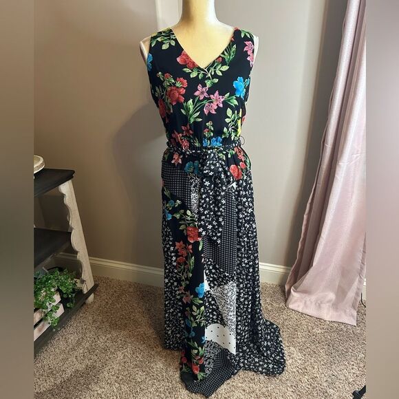 NWT Calvin Klein Floral Patchwork Maxi Dress(size medium) - Picture 6 of 8